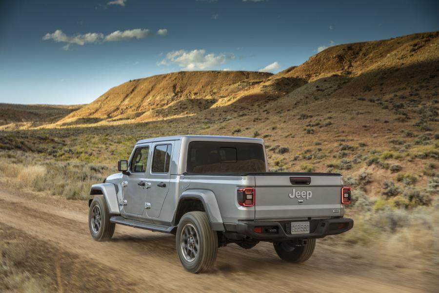 Jeep Gladiator Overland (JT) 2019 года  (NA) (фото 5 из 45)